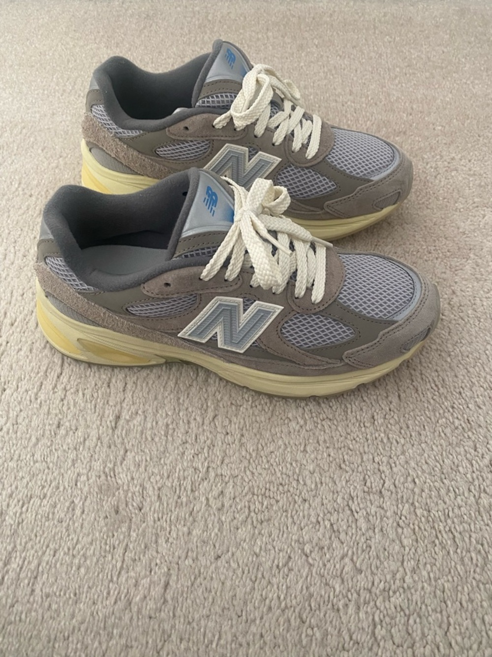 New Balance Abzorb 2010 Sneakers